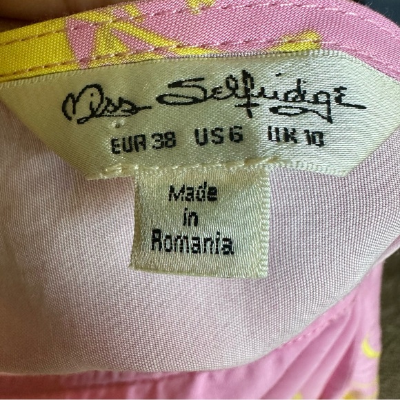 Miss‎ Selfridge Pink Dress with Yellow Floral Accents - Picture 3 of 10